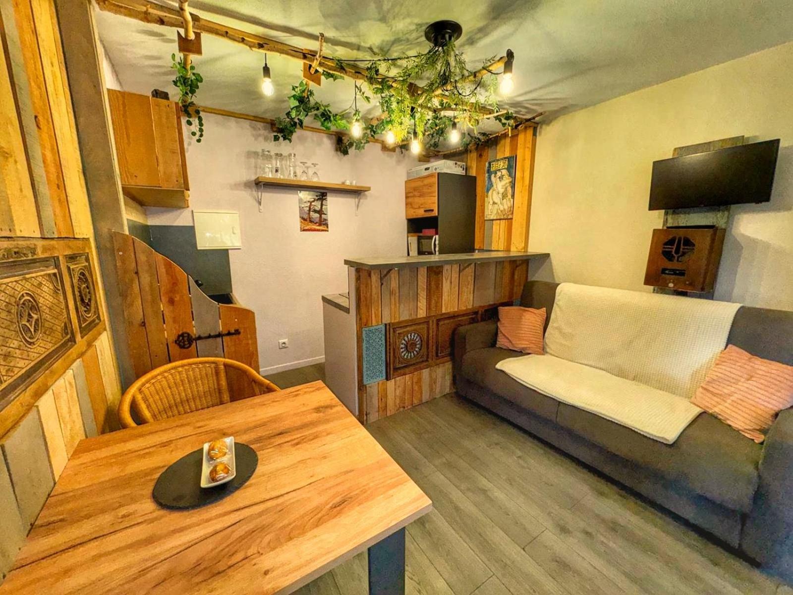 L'Échappée belle à l'Étang d'Anty -appartement Saint-Nabord Habitación foto